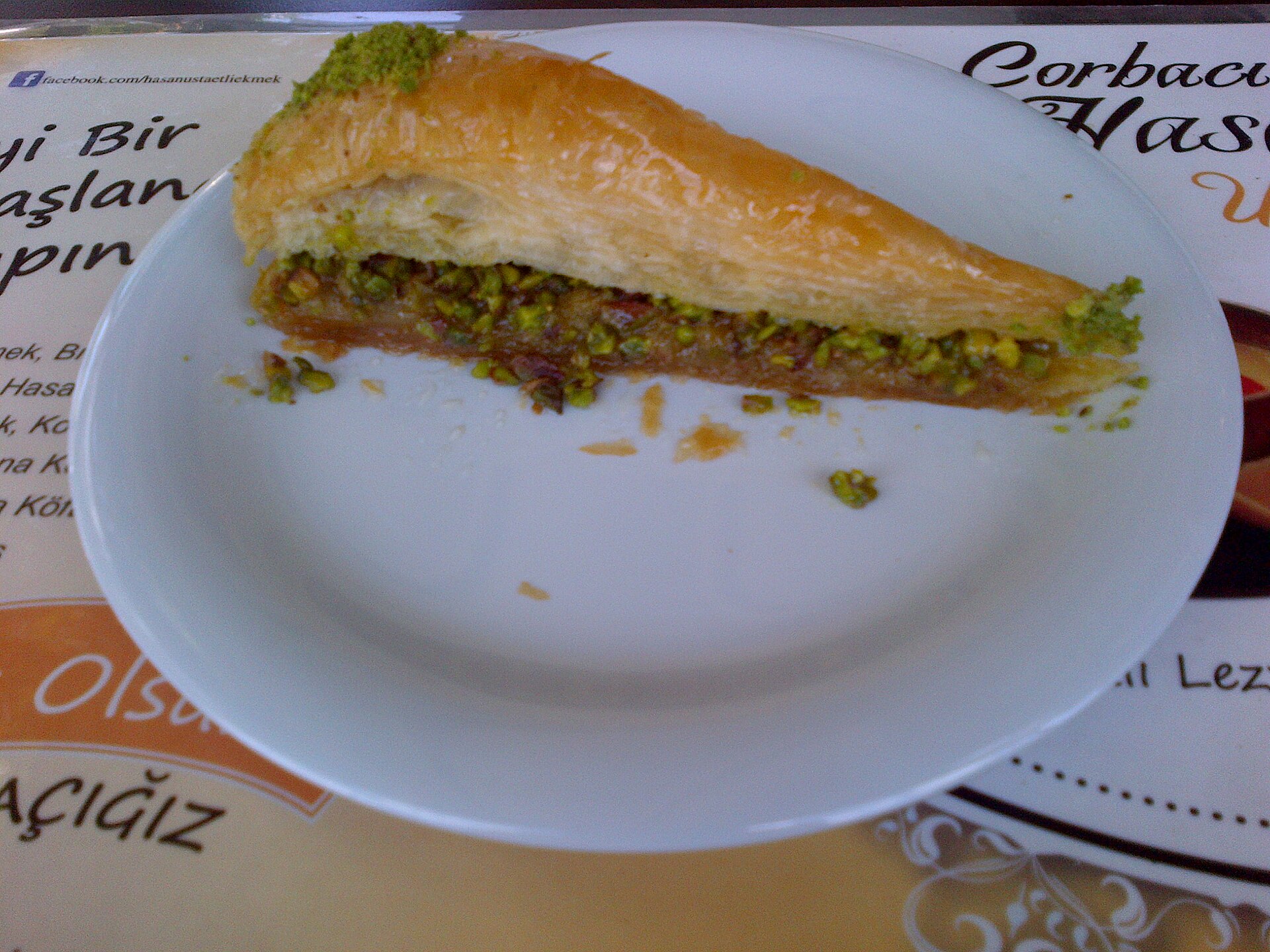 Antep fıstığıyla yapılan baklava, Türk mutfağının en ünlü elçilerinden biri.
